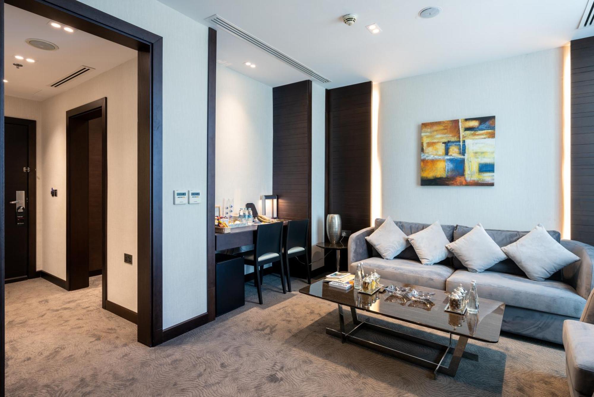 Ramada Encore Doha By Wyndham Εξωτερικό φωτογραφία