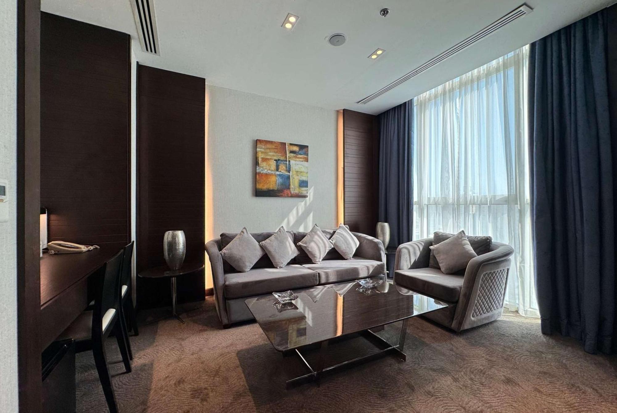 Ramada Encore Doha By Wyndham Εξωτερικό φωτογραφία
